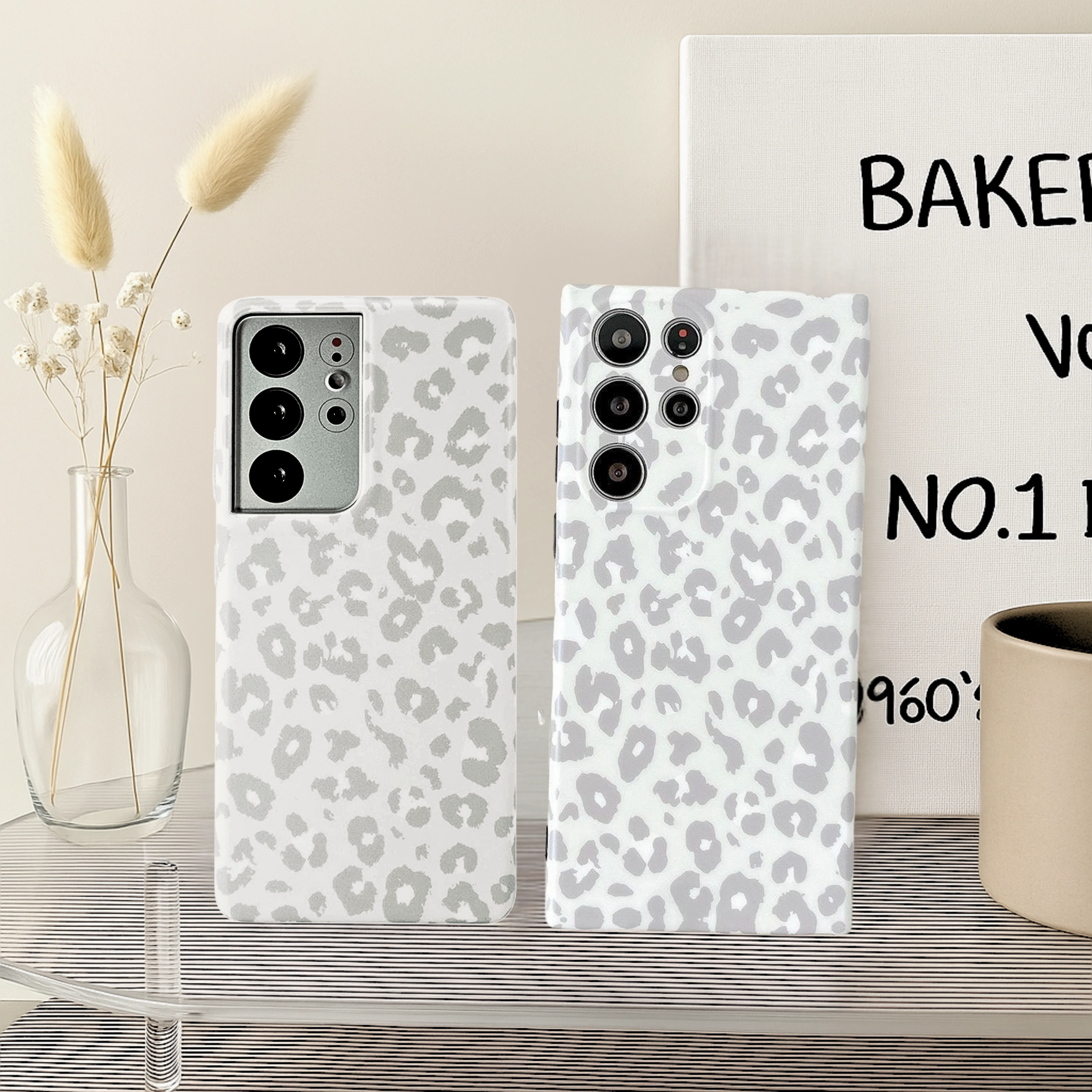 Leopard Gray Matte Detail Flexible Grip Texture